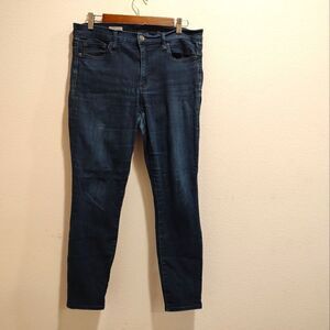 GAP dark blue True Skinny jeans